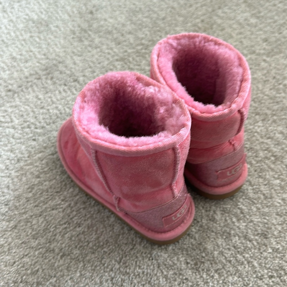 Kids classic II Water resistant genuine sherling lined Ugg boot
